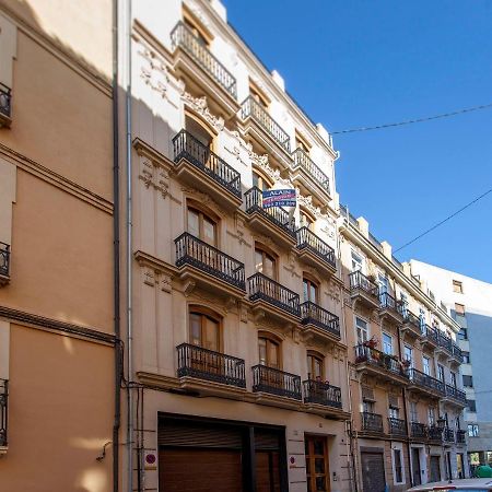 Luxurious & Alluring Home In Historic Town Valencia Buitenkant foto