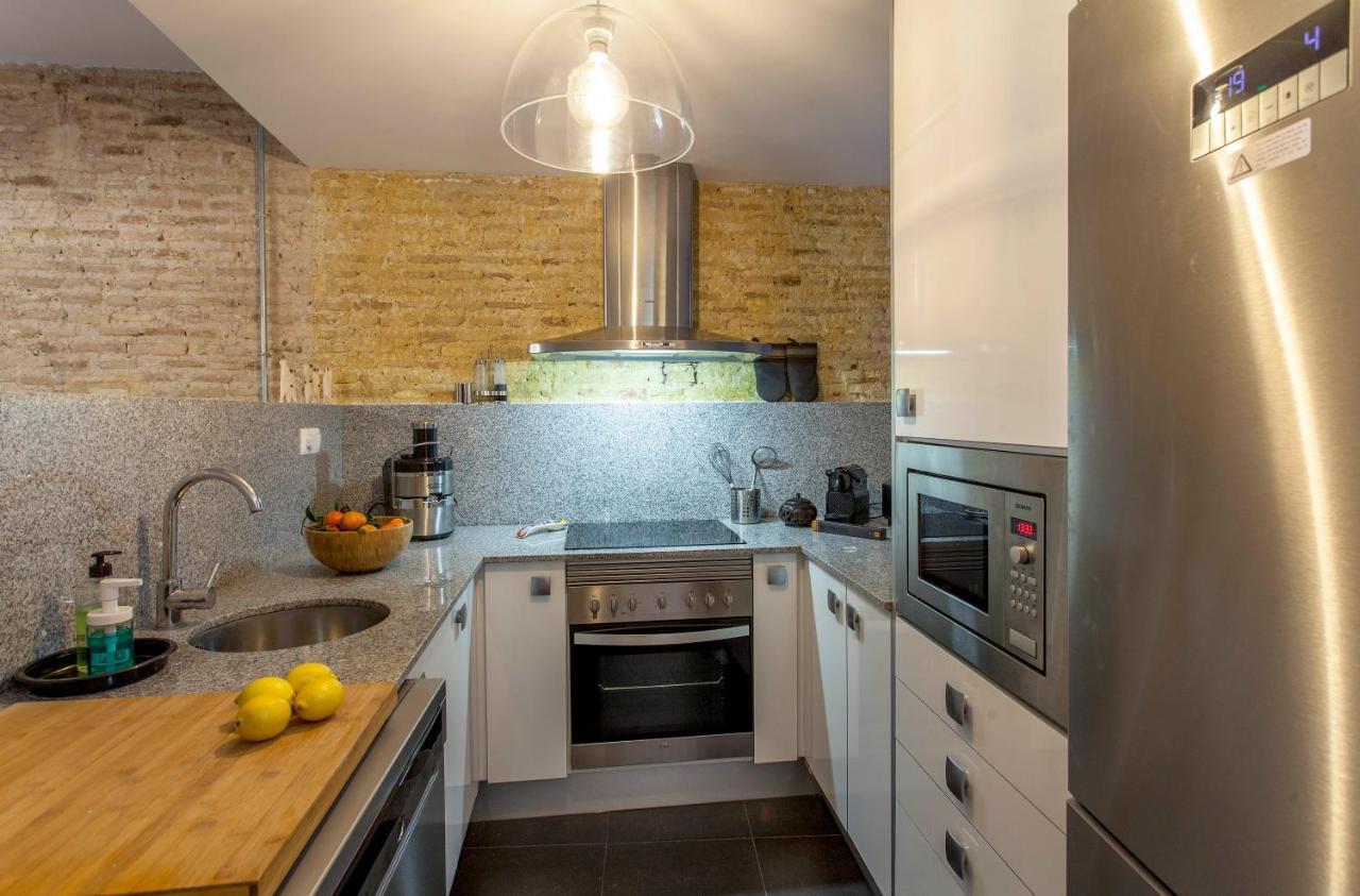 Luxurious & Alluring Home In Historic Town Valencia Buitenkant foto